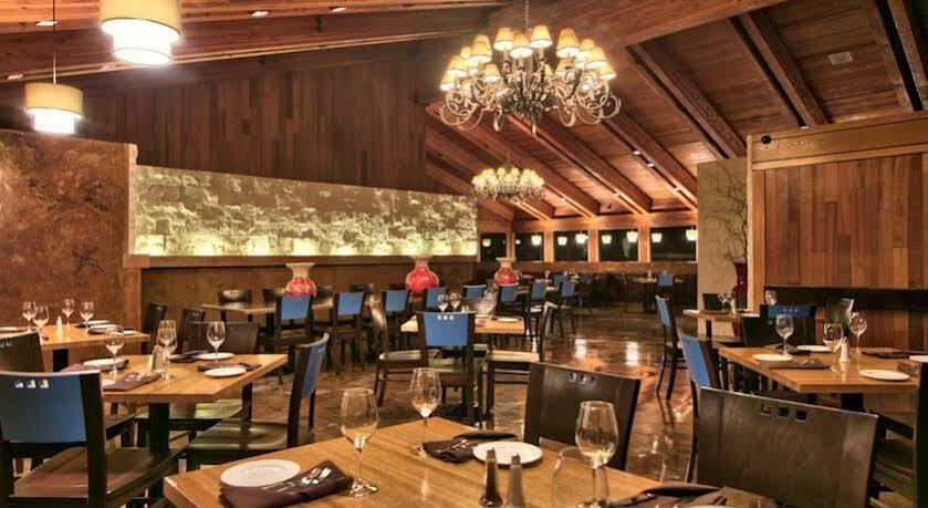 סטייטליין Lakeside Inn And Casino מראה חיצוני תמונה